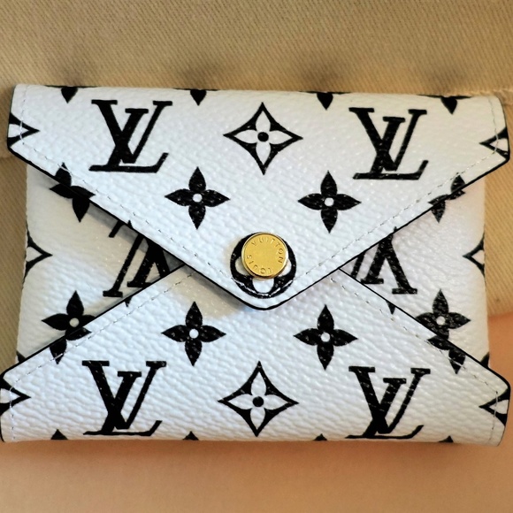 Louis Vuitton Handbags - SOLD  LV Pochette Kirigami Small 2019